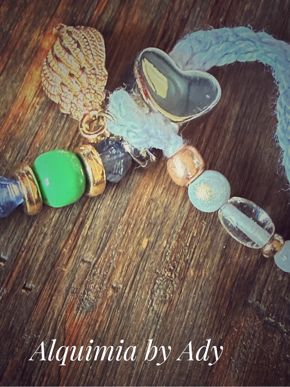 Malachite beaded handcrafted bracelet/ Empathy and abundance healing crystals - Picture 3 of 9